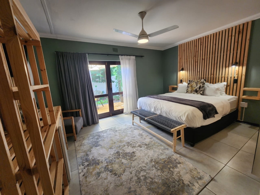 10 Bedroom Property for Sale in Wilderness Central Western Cape